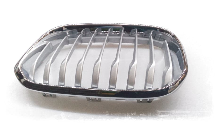 BMW F20 ZIERGITTER GRILL NIERE LINKS FAHRERSEITE 51137371687