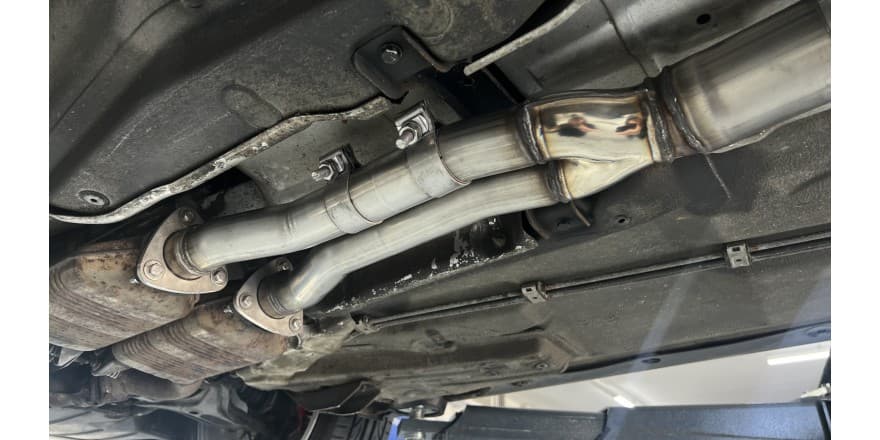 AUDI S2 QUATTRO - VERBINDUNGSROHR AU013050-VB1