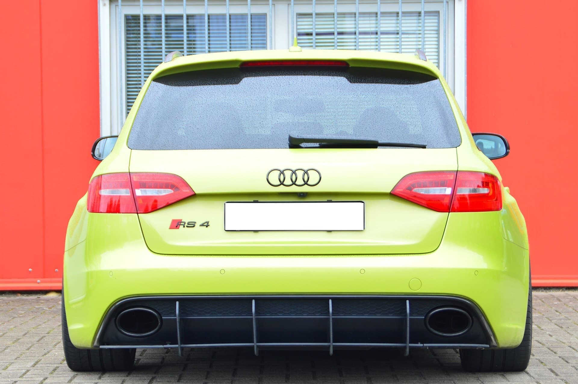 AUDI RS4 - INGO NOAK HECKDIFFUSOR ANSATZ MIT SEITENTEILEN