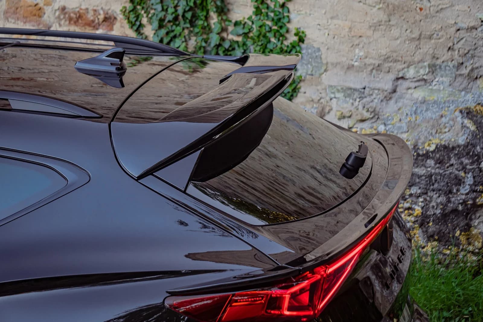 CUPRA FORMENTOR - JE DESIGN HECKFLÜGEL DACHSPOILER FLÜGEL (FAKT)