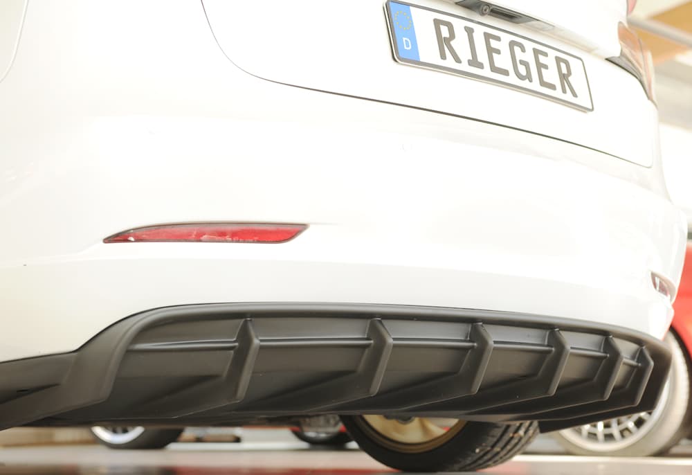 TESLA MODEL 3 - RIEGER TUNING HECK DIFFUSOR ANSATZ