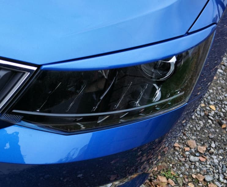SKODA FABIA - SCHEINWERFERBLENDEN