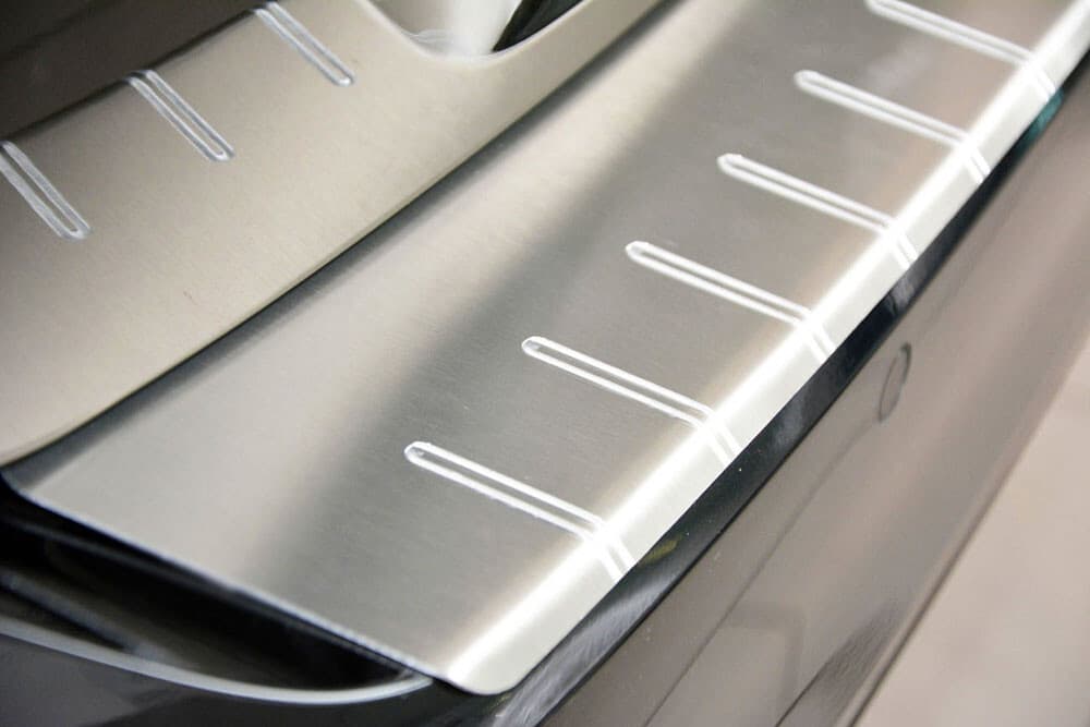 VW CADDY 5 SB - ALUMINUM LADEKANTENSCHUTZ V.1