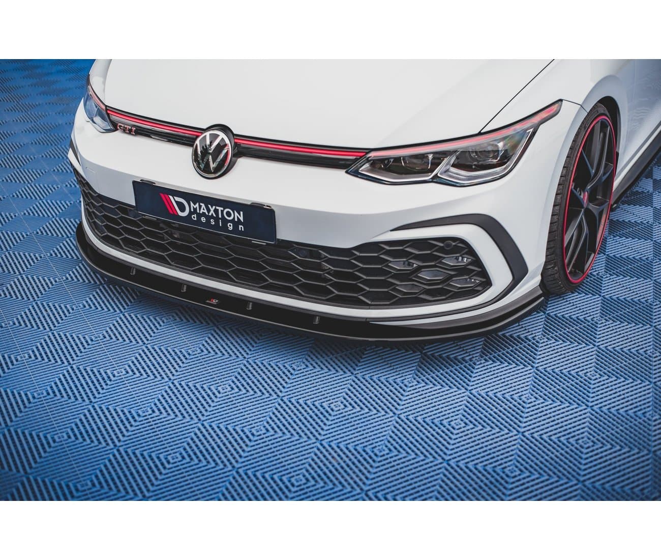 VW GOLF 8 GTD - MAXTON DESIGN FRONTSPOILER LIPPE (DTC) – Maxton Design
